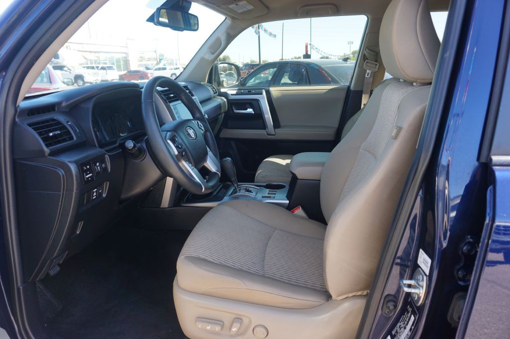 2022 Toyota 4Runner Image 7