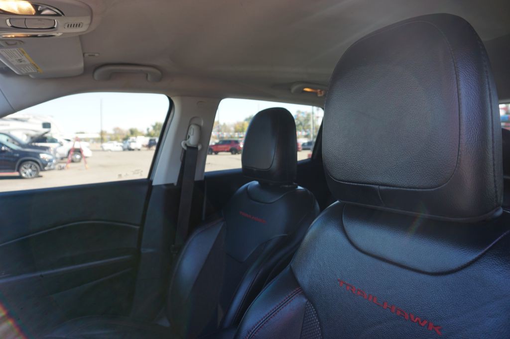 2019 Jeep Compass Image 9