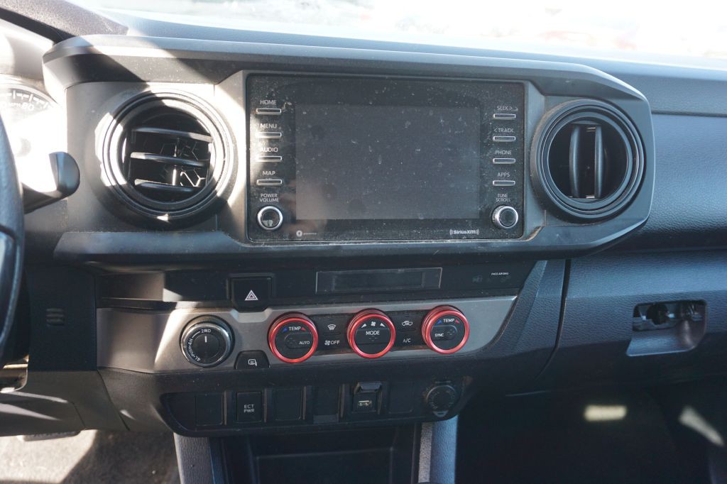 2021 Toyota Tacoma Image 6