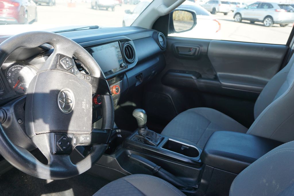 2021 Toyota Tacoma Image 8