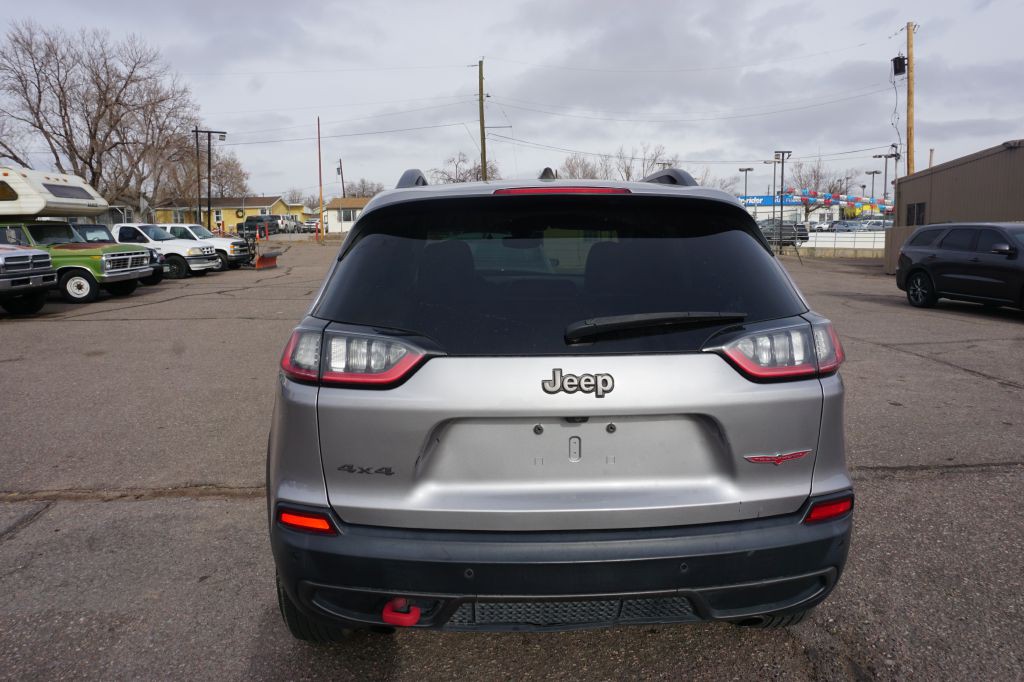 2019 Jeep Cherokee Image 3