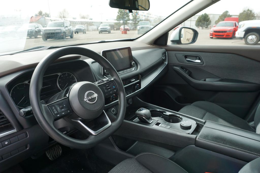 2022 Nissan Rogue Image 8