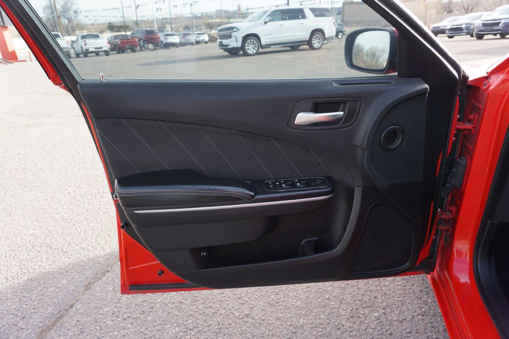 2019 Dodge Charger Image 9