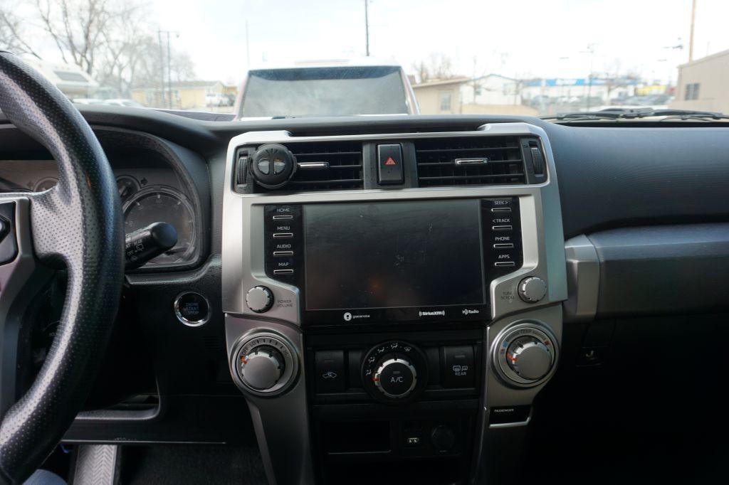 2021 Toyota 4Runner Image 7