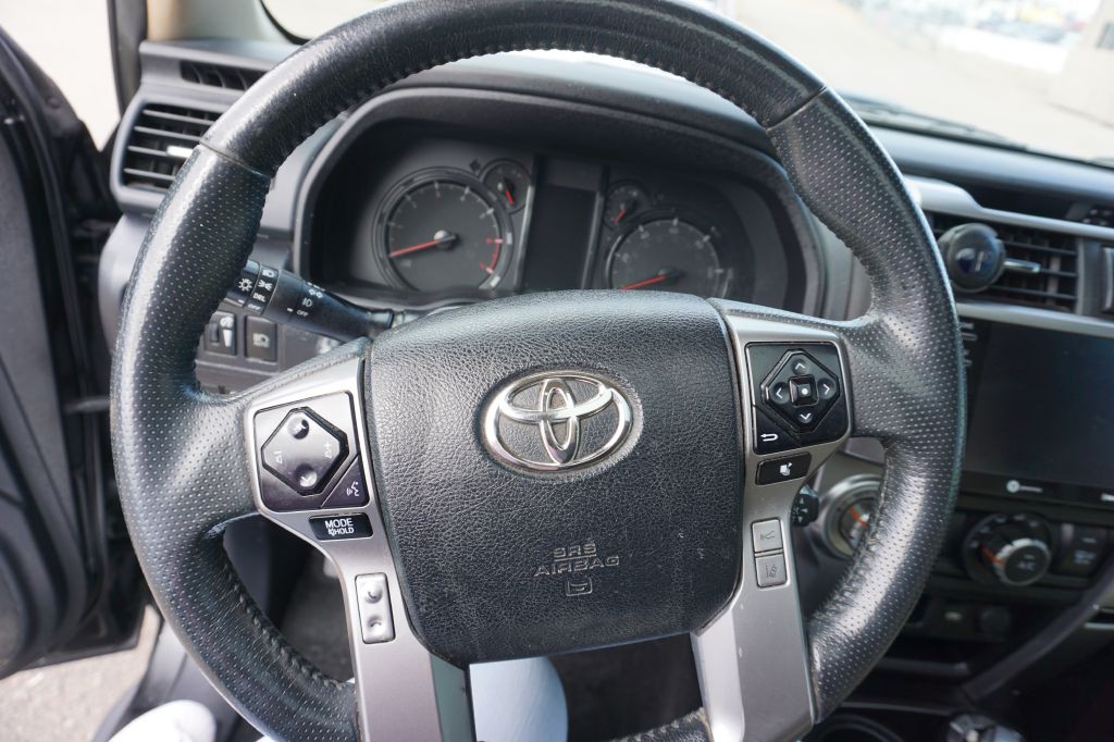 2021 Toyota 4Runner Image 8