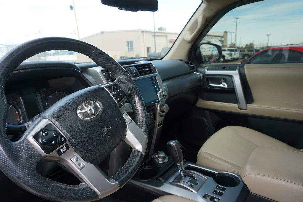 2021 Toyota 4Runner Image 9