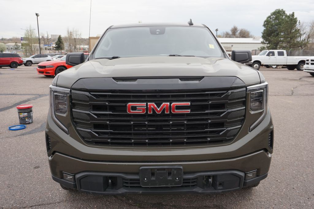 2023 GMC Sierra Image 3