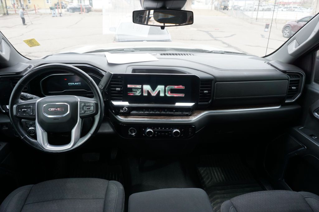 2023 GMC Sierra Image 7