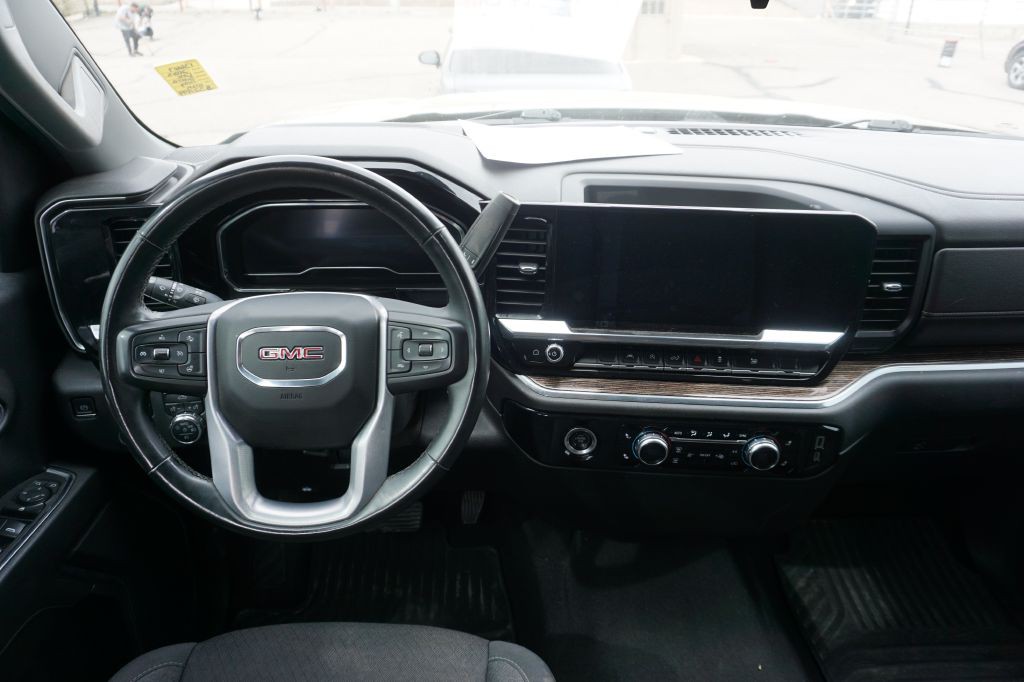 2023 GMC Sierra Image 8