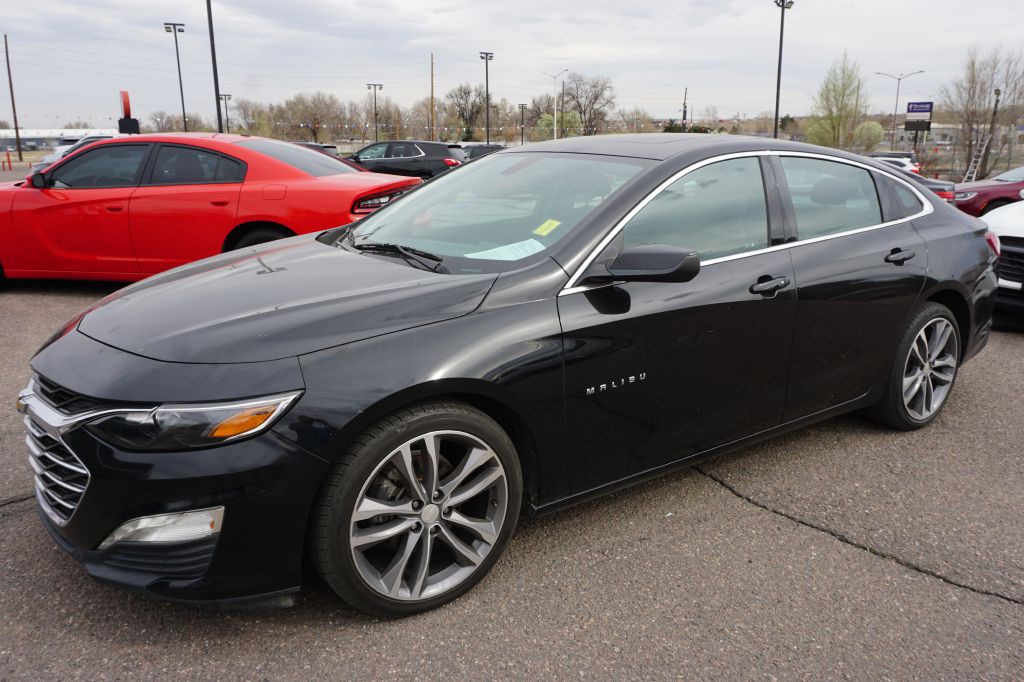 2021 Chevrolet Malibu Image 1