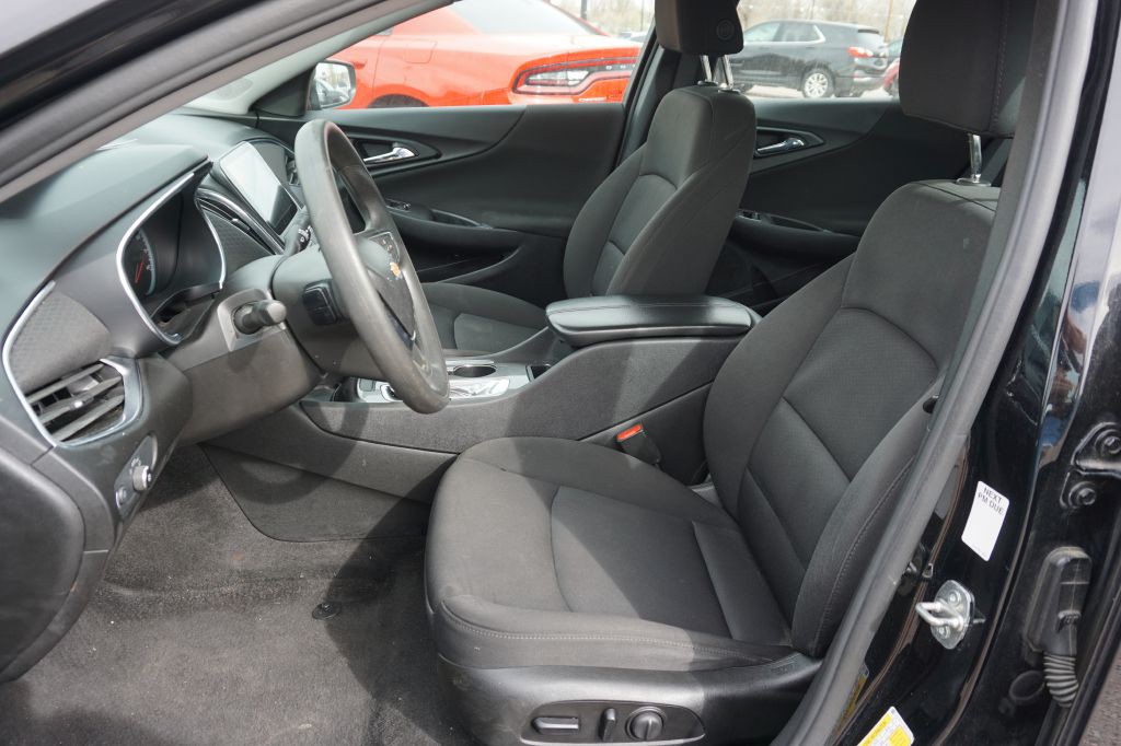 2021 Chevrolet Malibu Image 7