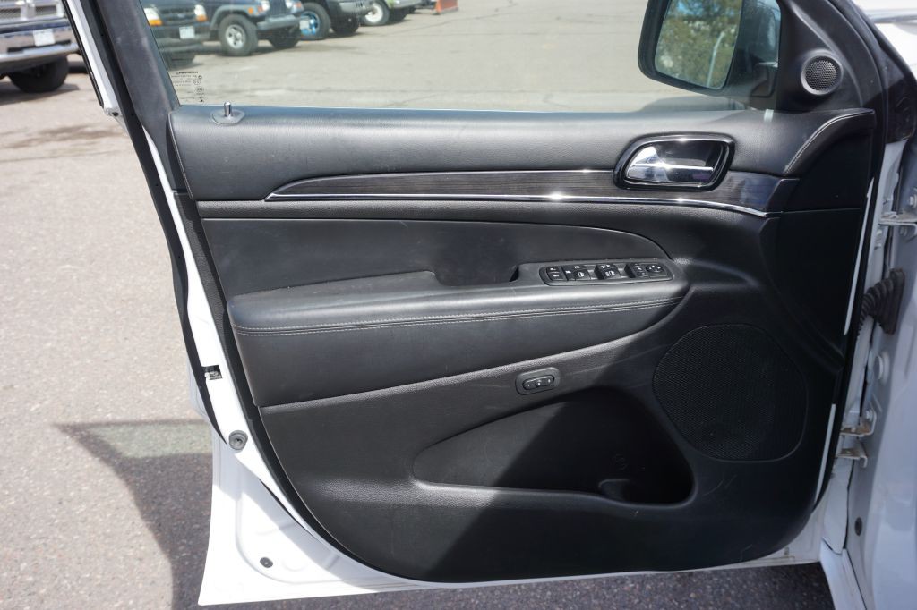 2020 Jeep Grand Cherokee Image 9