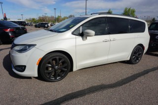 Image for 2019 Chrysler Pacifica Touring L ID: 7319701