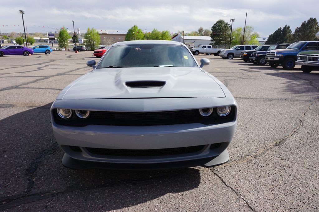 2021 Dodge Challenger Image 3