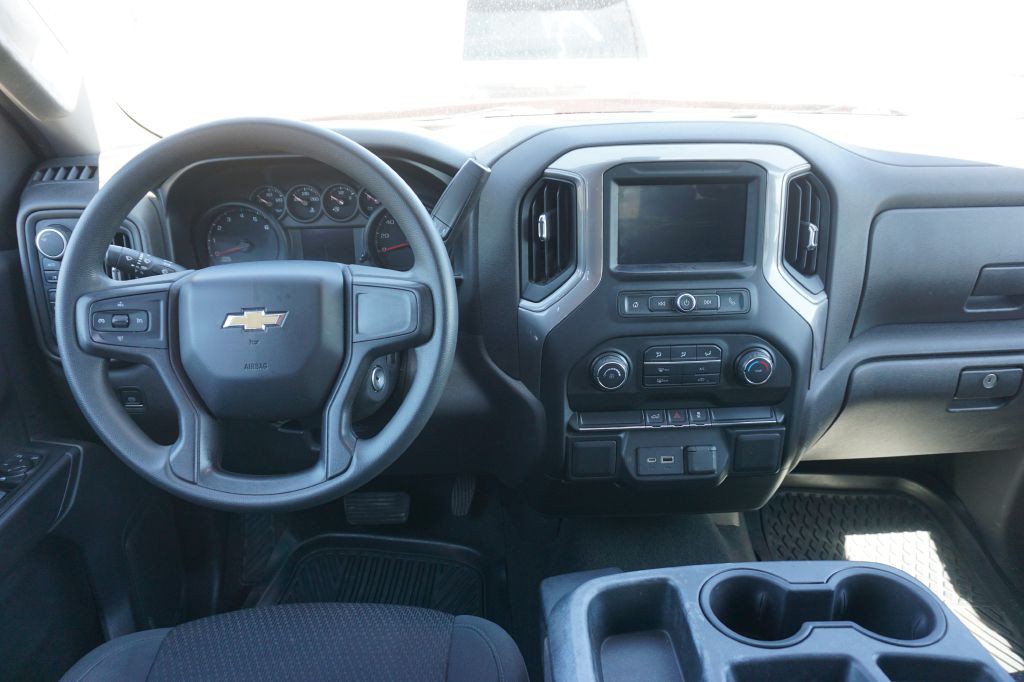 2021 Chevrolet Silverado 1500 Image 9