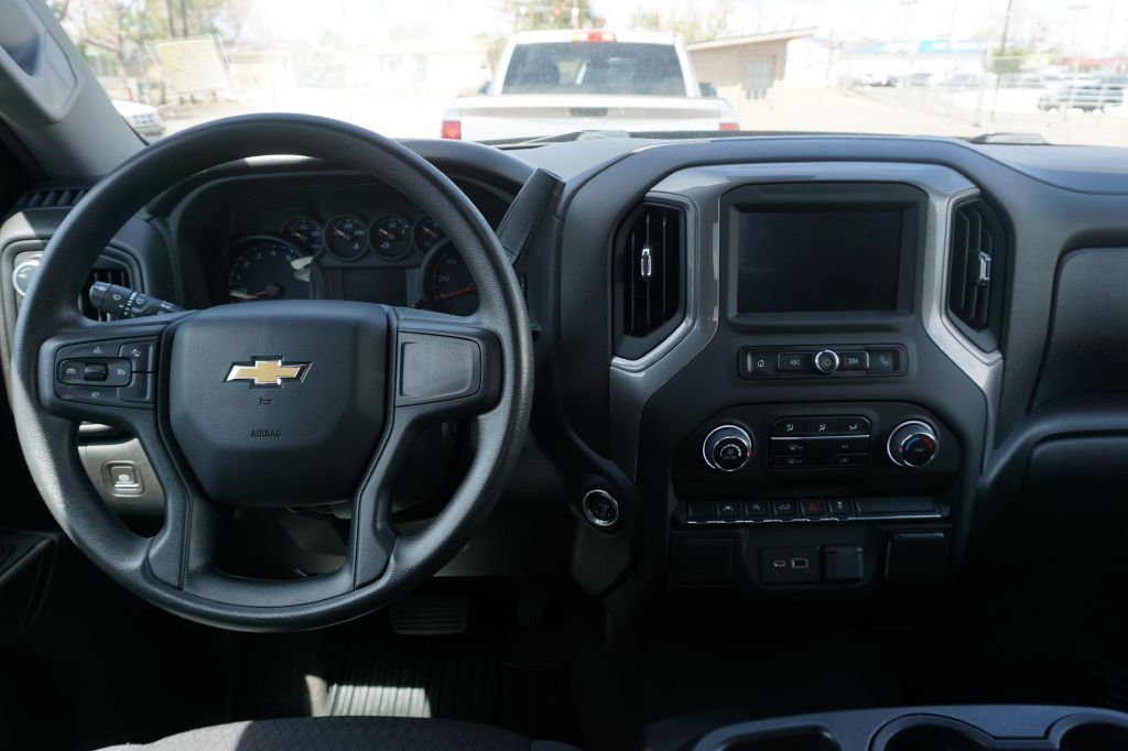 2022 Chevrolet Silverado 1500 Image 9