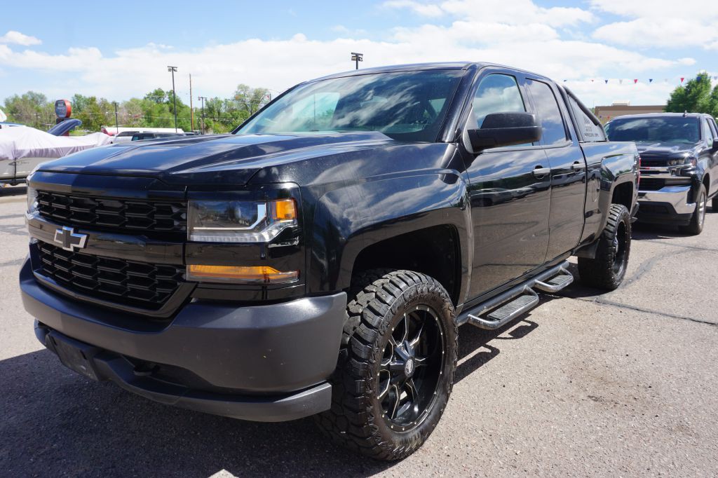 2017 Chevrolet Silverado 1500 Image 3