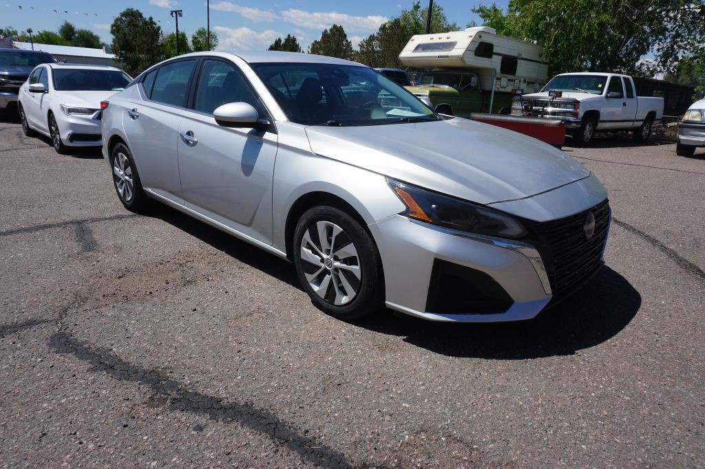 2023 Nissan Altima Image 4