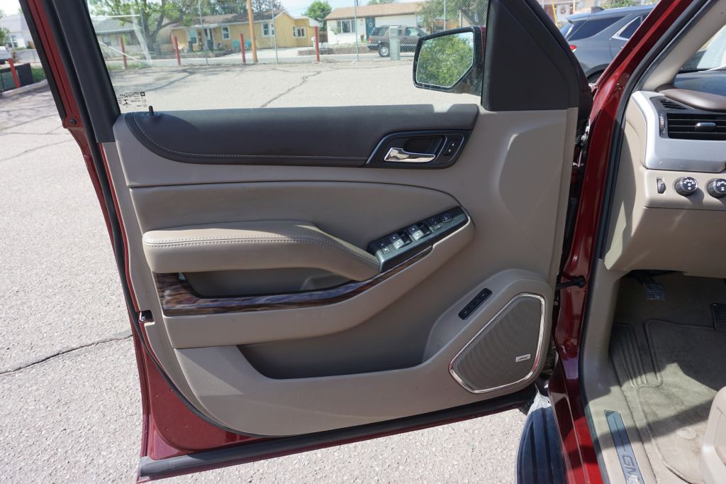 2020 GMC Yukon Image 9