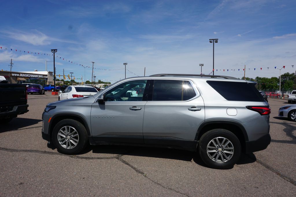 2023 Chevrolet Traverse Image 2