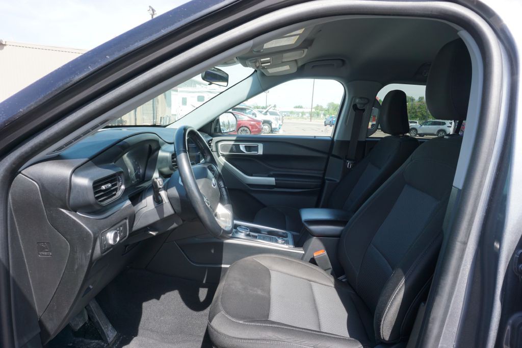 2022 Ford Explorer Image 4