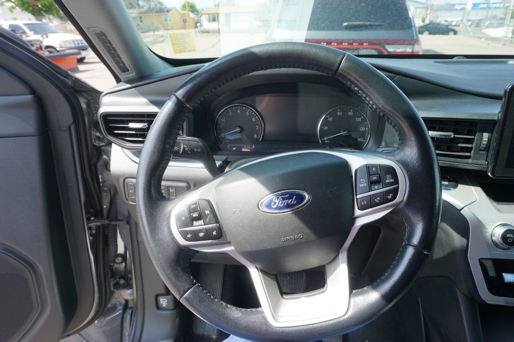 2022 Ford Explorer Image 8