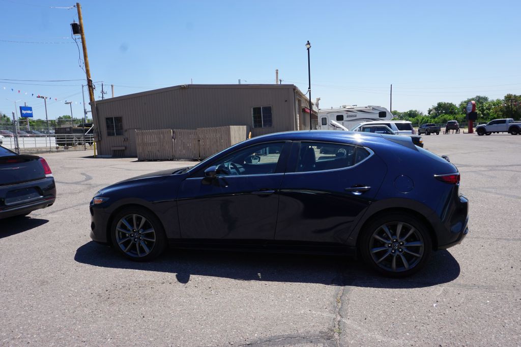 2020 Mazda Mazda3 Image 2