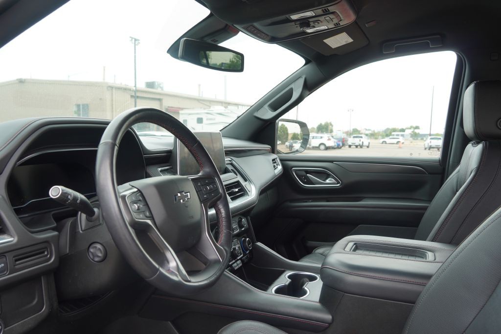 2022 Chevrolet Suburban Image 9