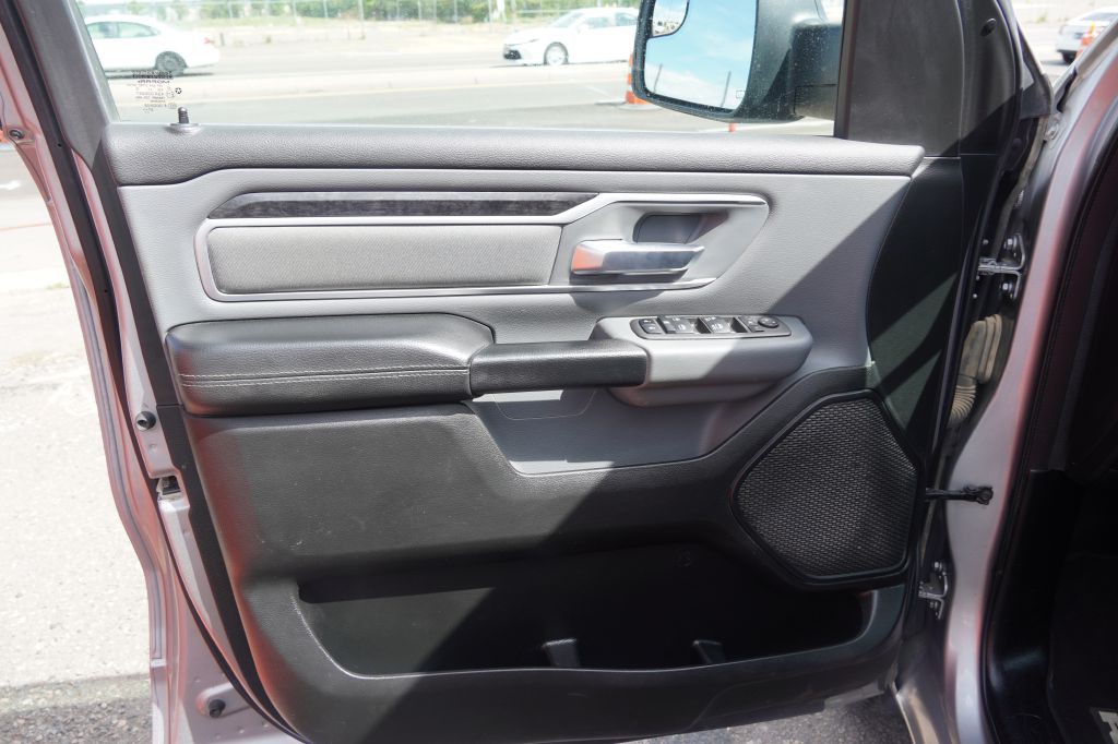2022 RAM 1500 Image 9