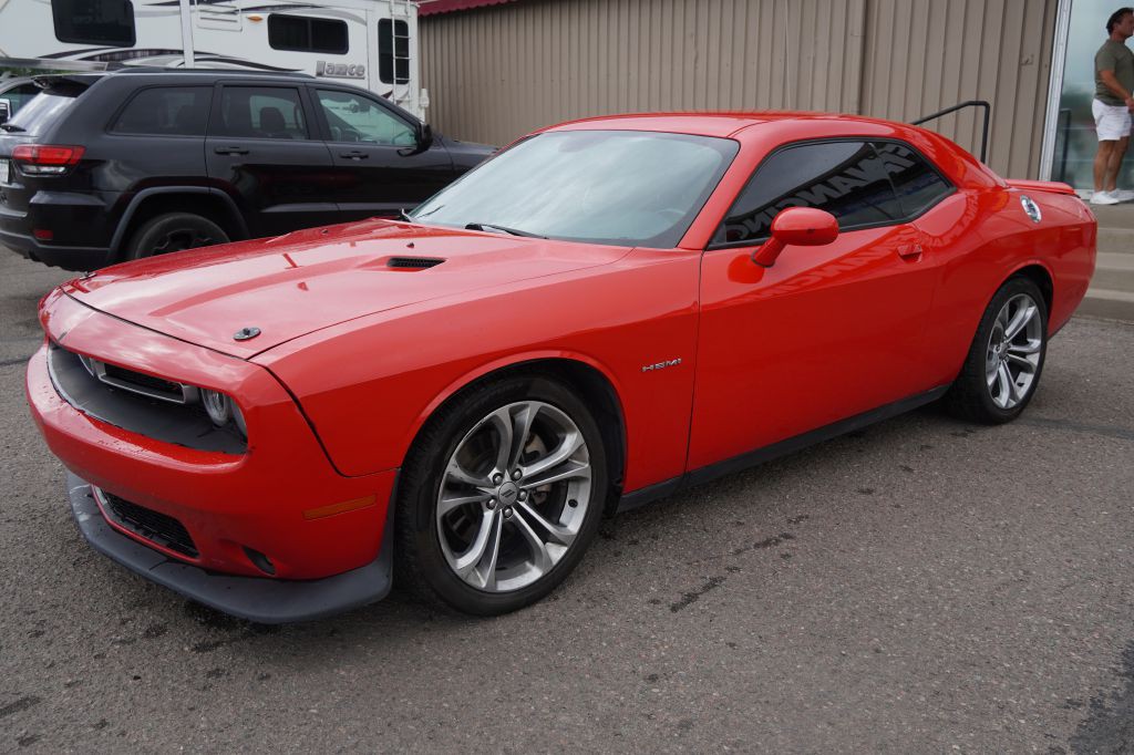 2021 Dodge Challenger Image 3