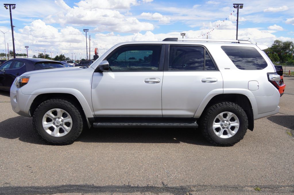 2020 Toyota 4Runner Image 2