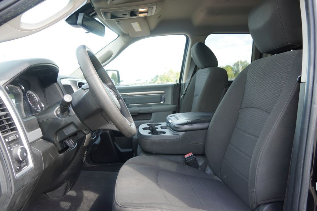 2020 RAM 1500 Image 6