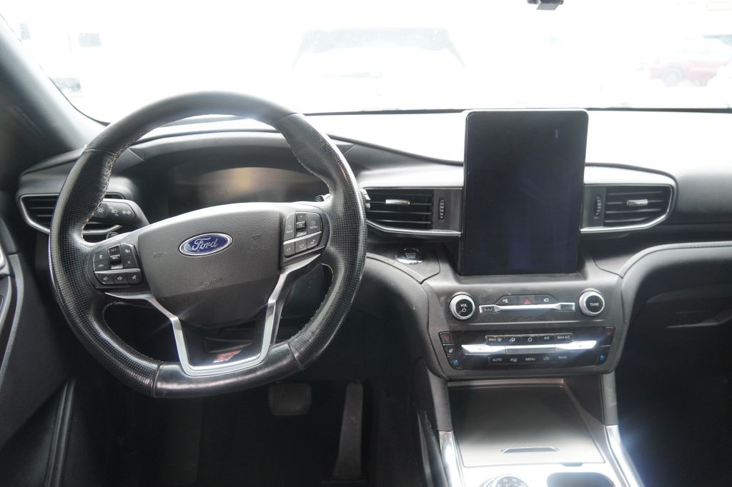 2020 Ford Explorer Image 9