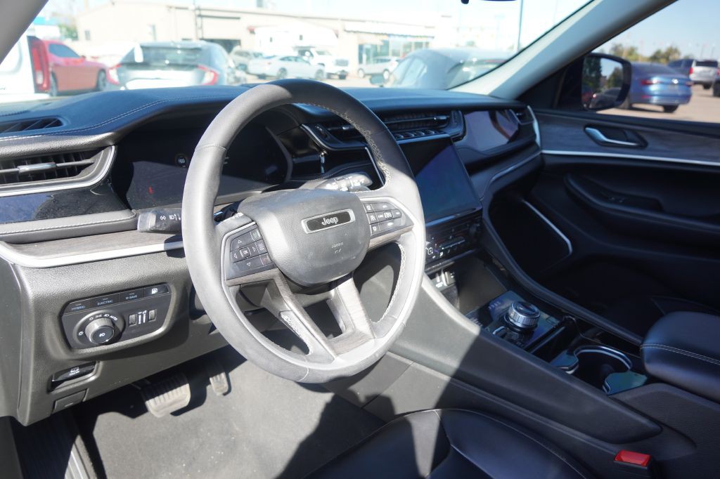 2023 Jeep Grand Cherokee Image 7