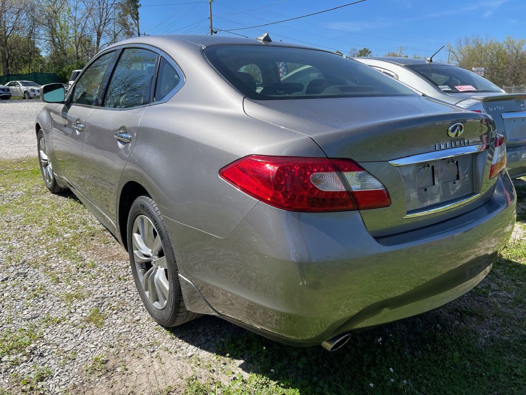 2013 INFINITI M37 Image 4