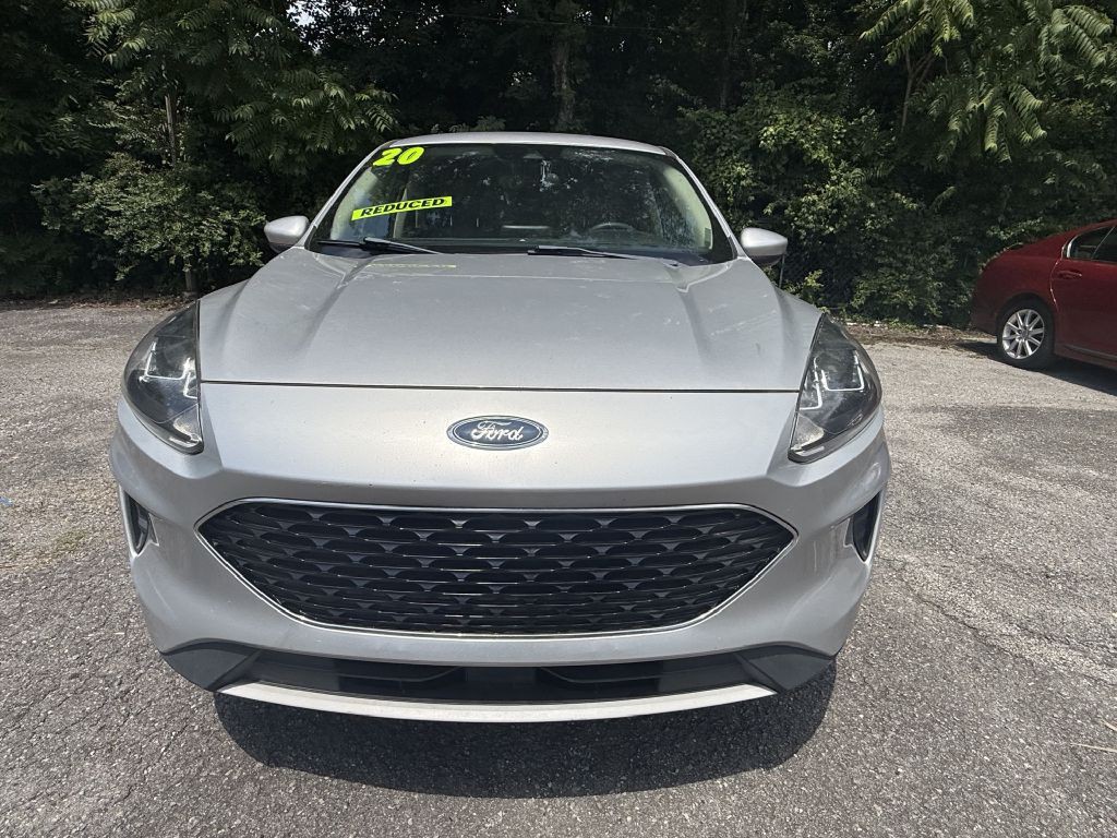 2020 Ford Escape Image 2