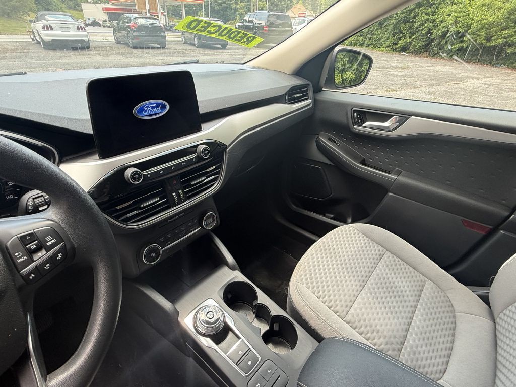 2020 Ford Escape Image 10