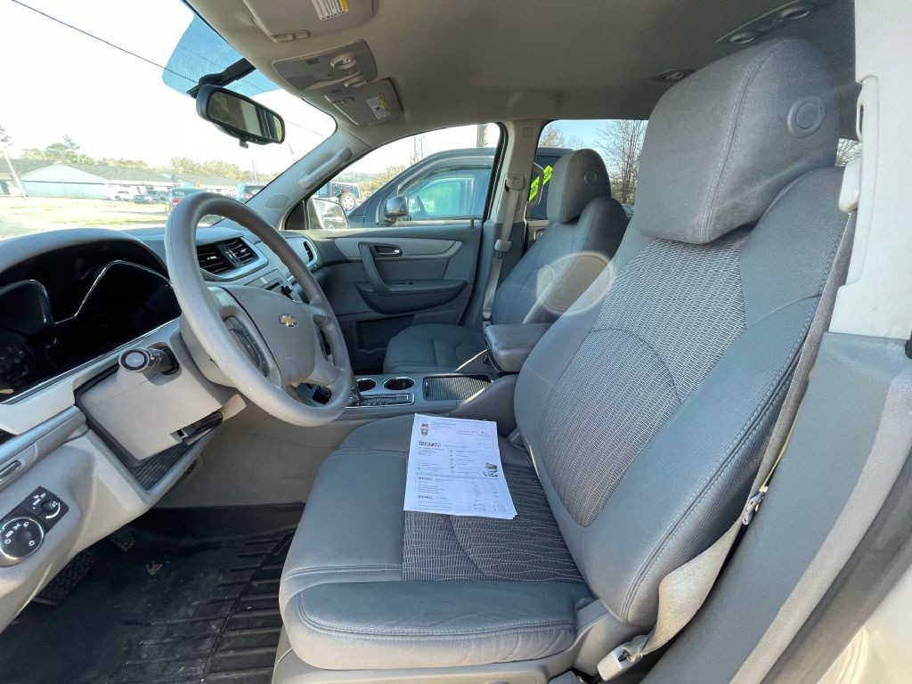 2017 Chevrolet Traverse Image 7
