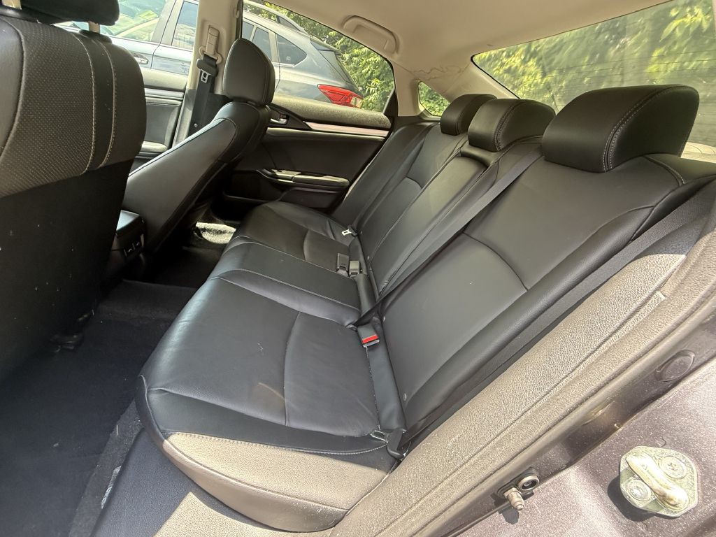 2017 Honda Civic Image 10