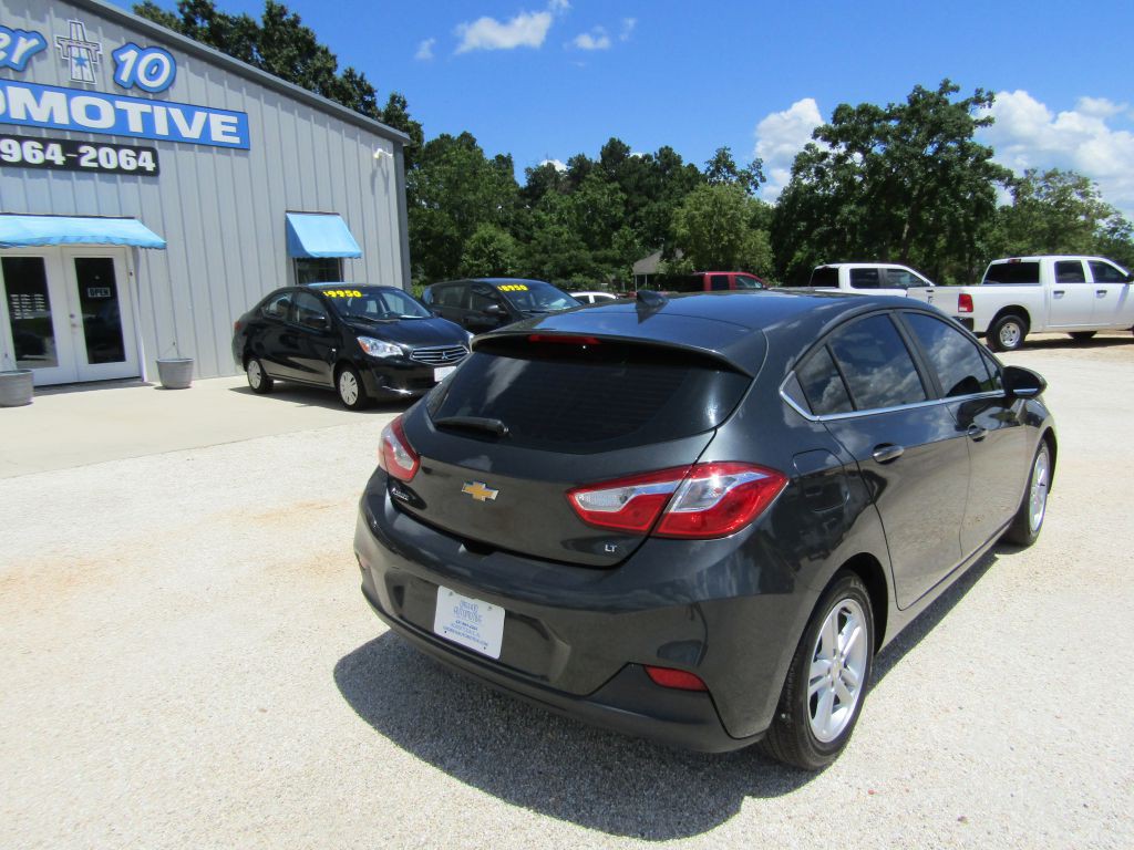 2017 Chevrolet Cruze Image 8