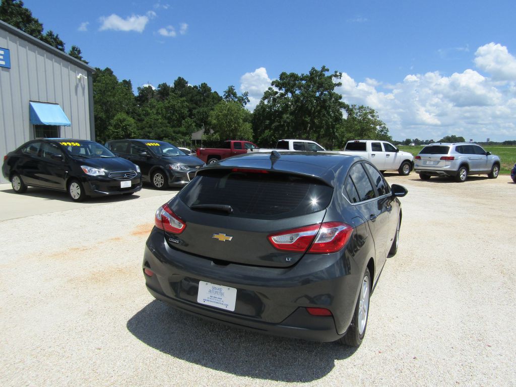 2017 Chevrolet Cruze Image 9