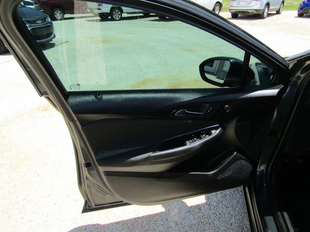 2017 Chevrolet Cruze Image 21
