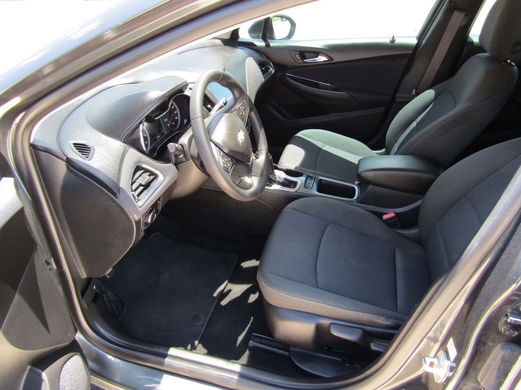2017 Chevrolet Cruze Image 22