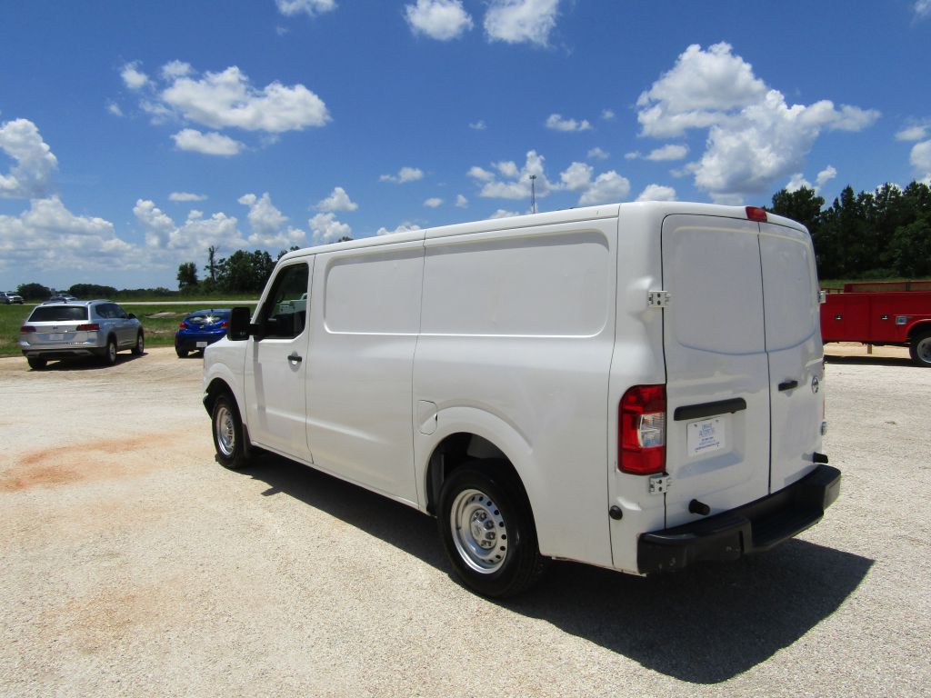 2020 Nissan NV Image 10