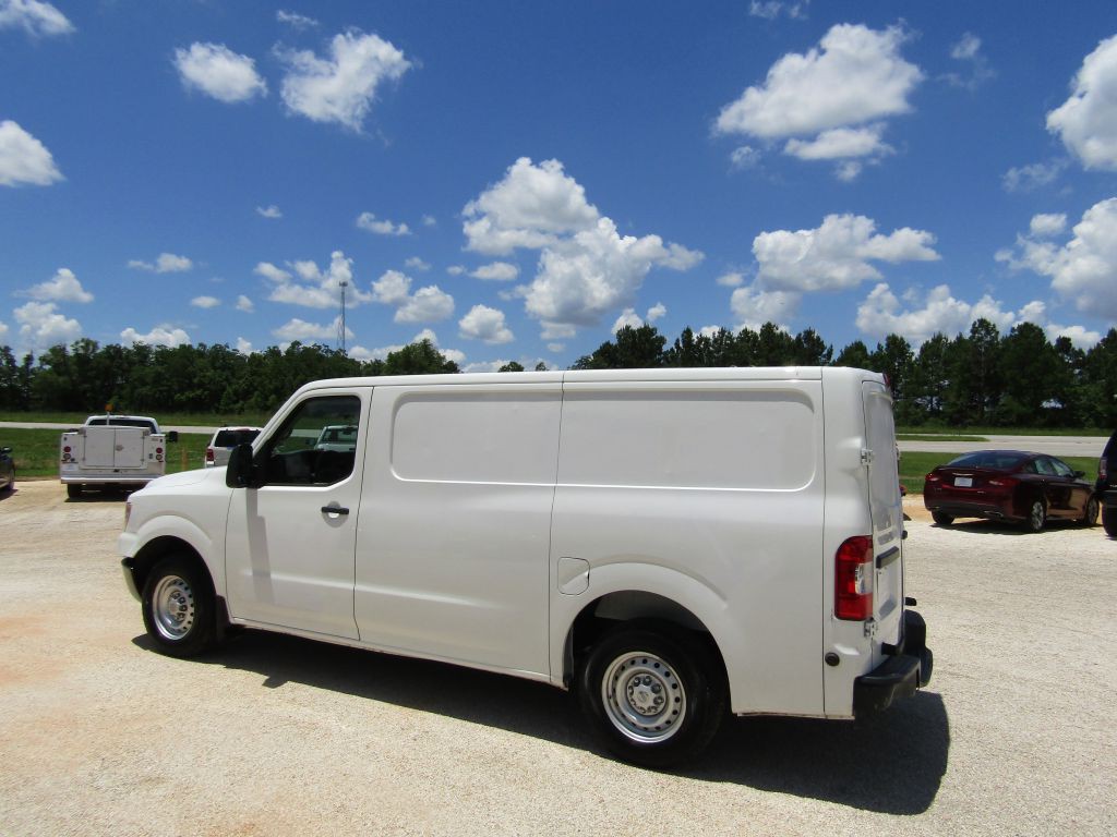 2020 Nissan NV Image 11