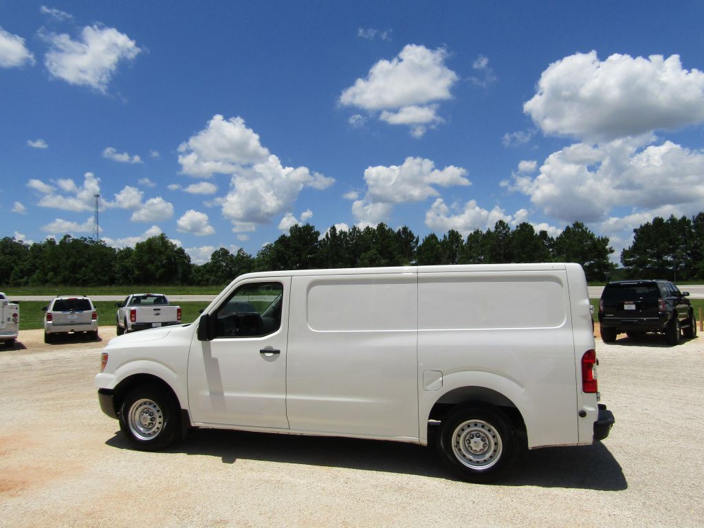 2020 Nissan NV Image 12