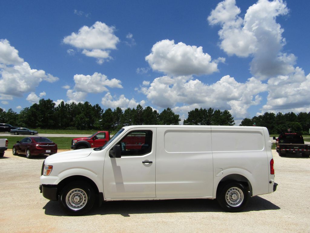 2020 Nissan NV Image 13