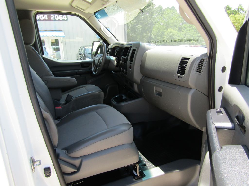 2020 Nissan NV Image 25