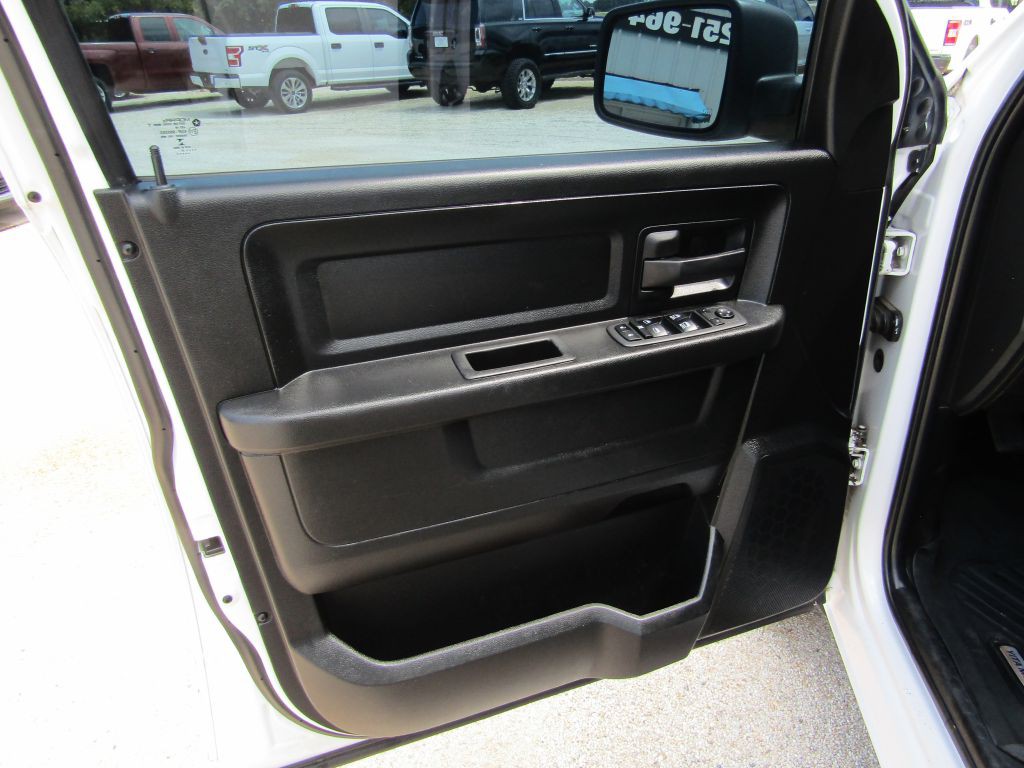 2021 RAM 1500 Image 22