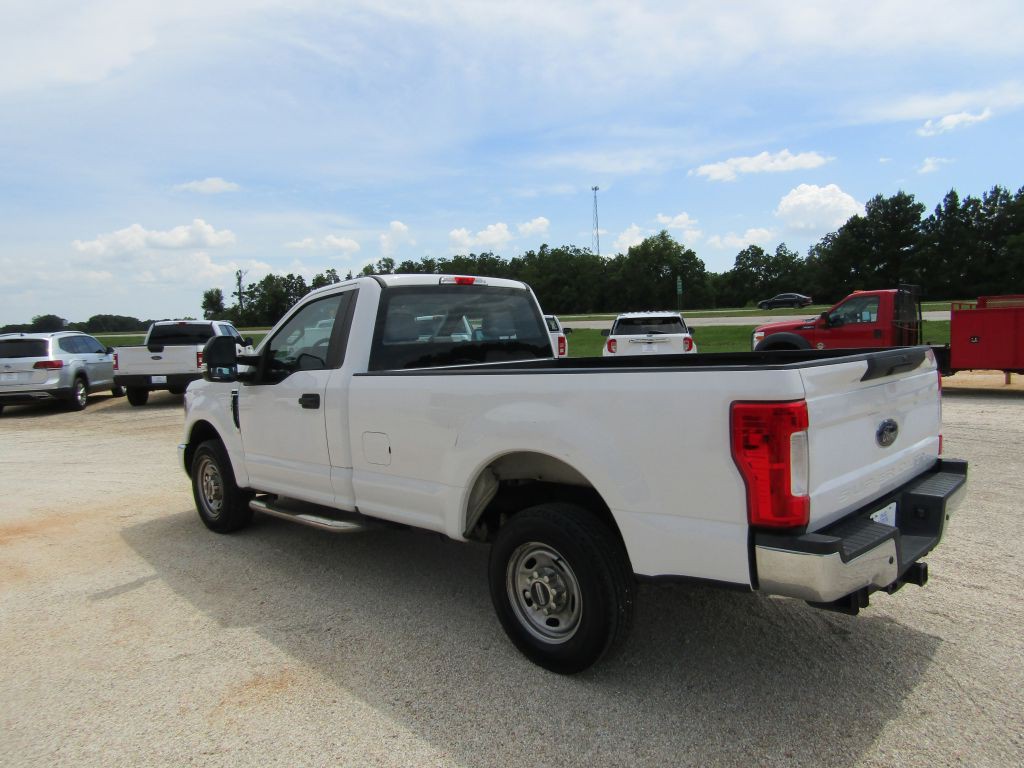 2018 Ford F-250 Image 13